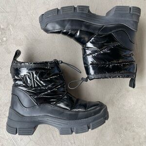 🆕 Listing! Calvin Klein | 'Delicia' Black Puffer Boots